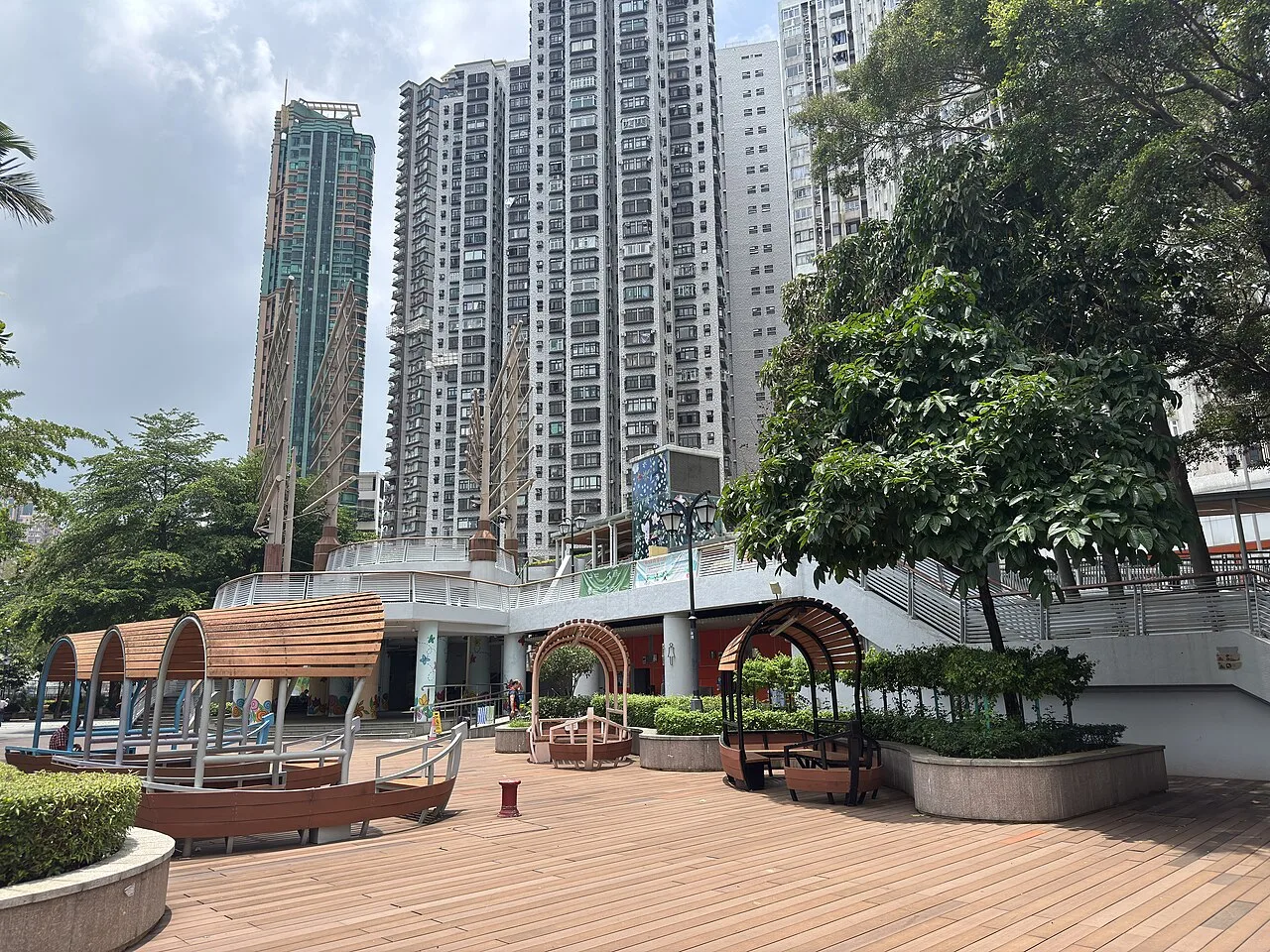 香港仔海濱公園的港灣主題休憩空間